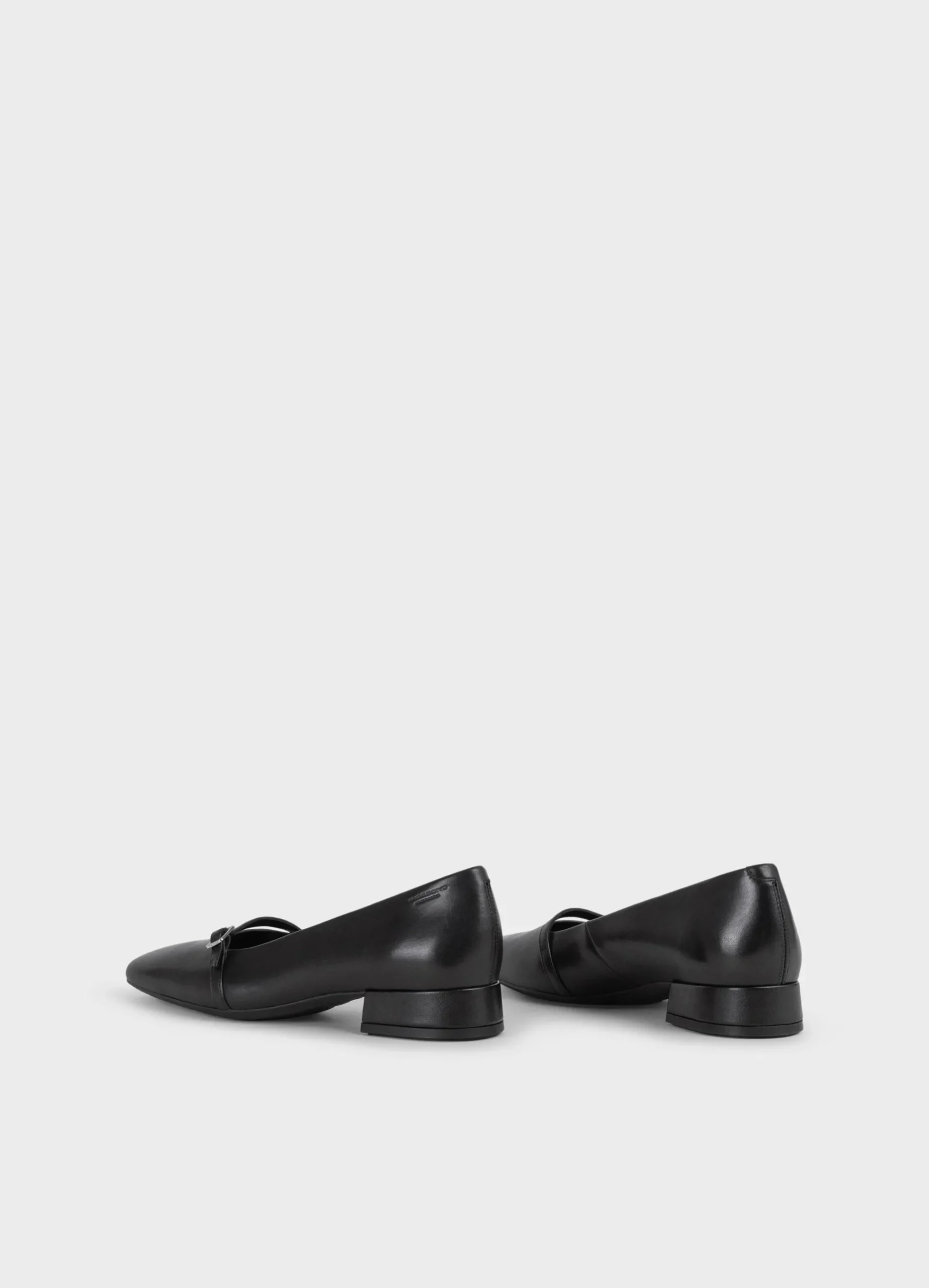 DEBBI PUMPS