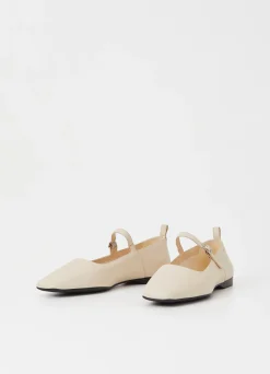DELIA SHOES
