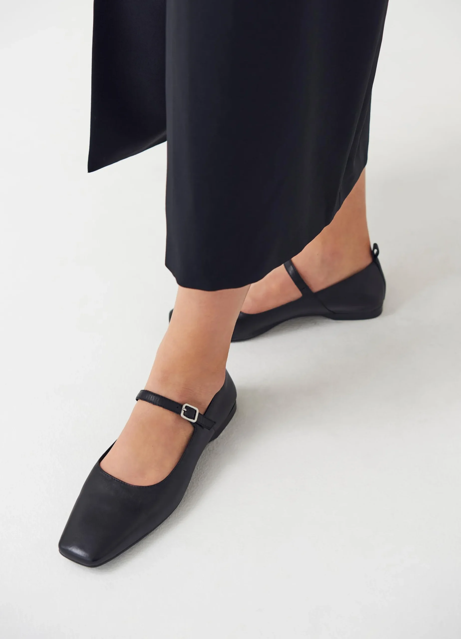 DELIA SHOES