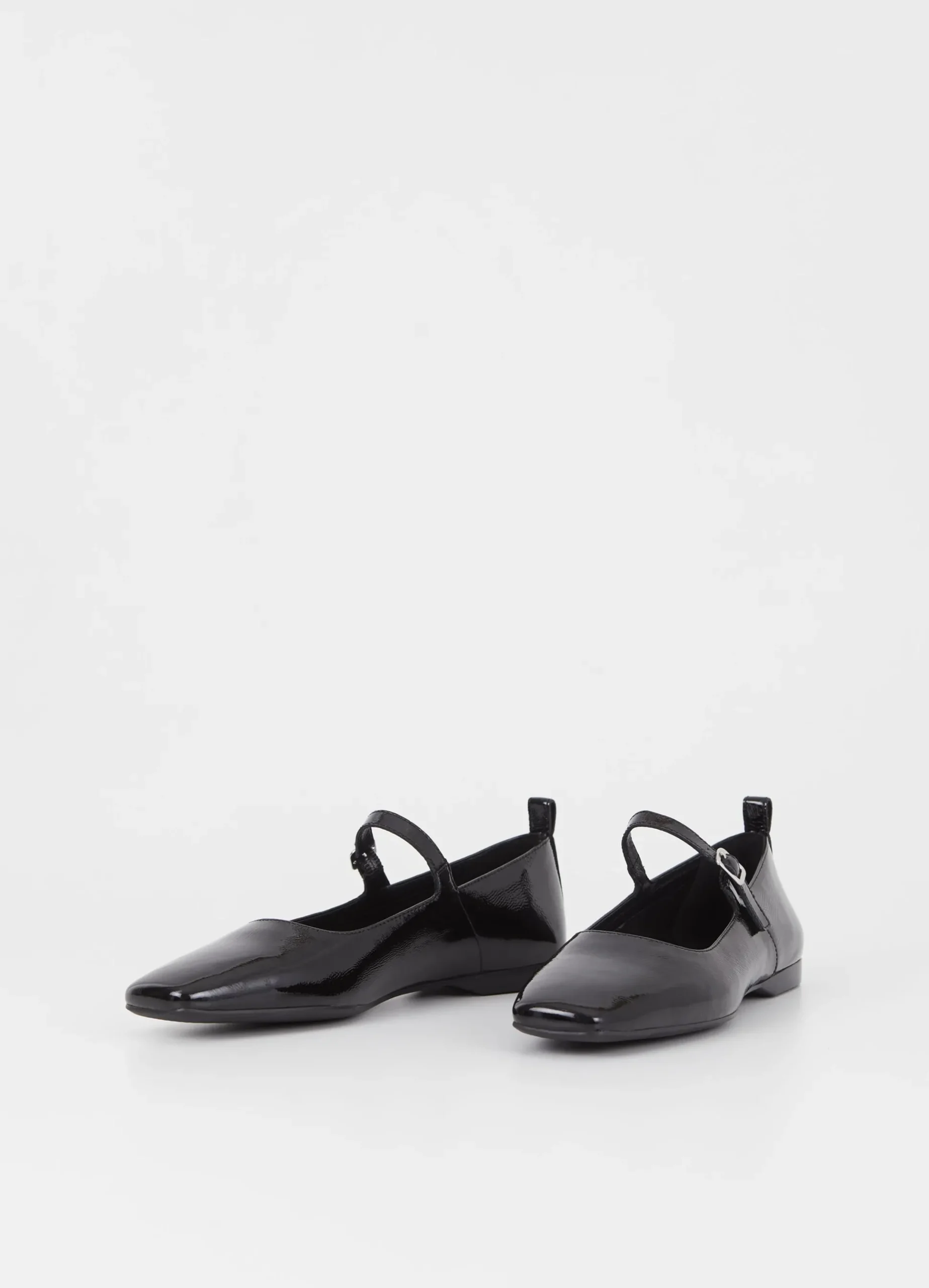 DELIA SHOES