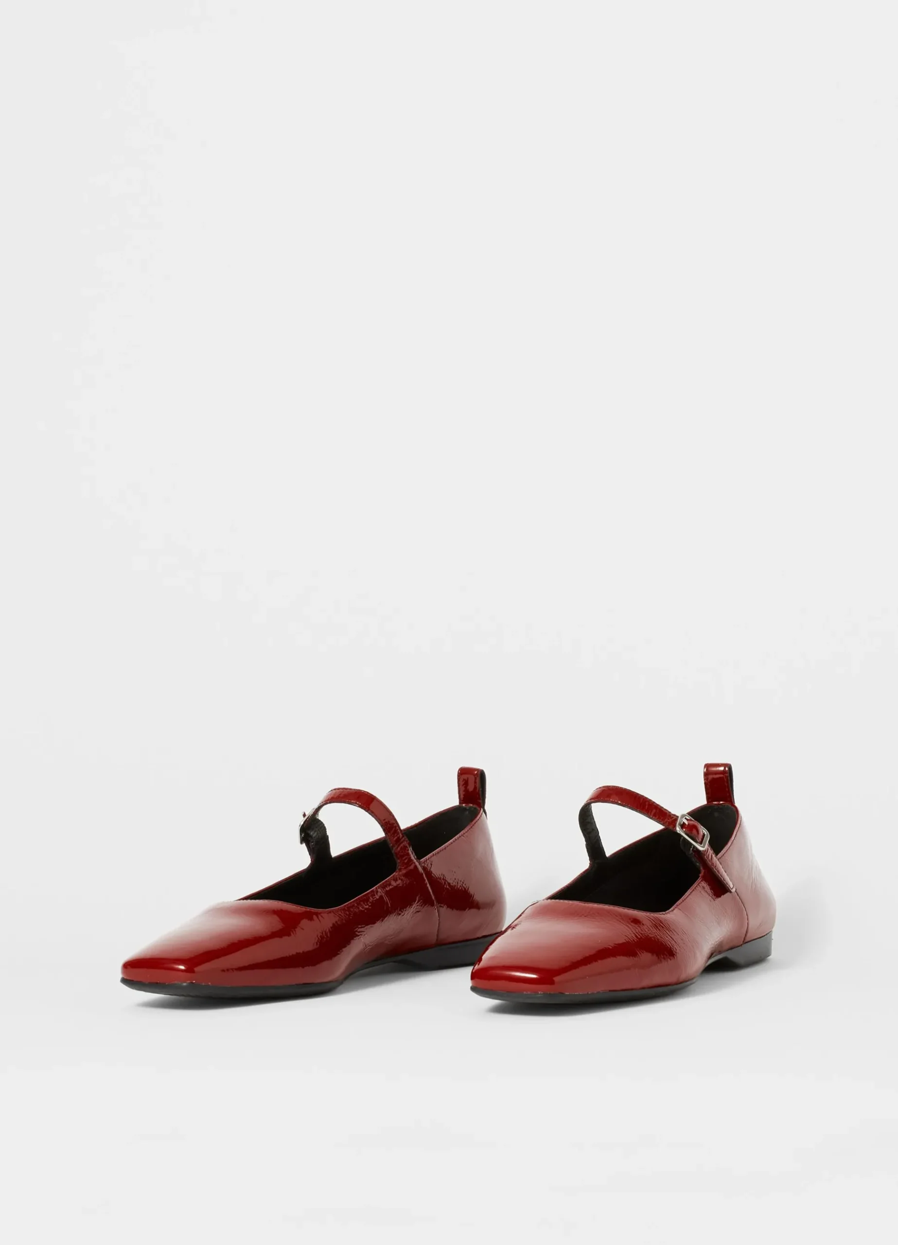 DELIA SHOES