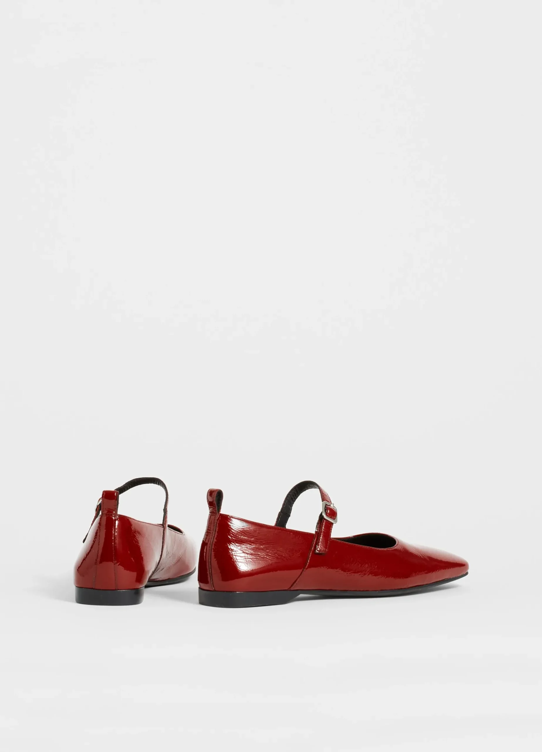 DELIA SHOES