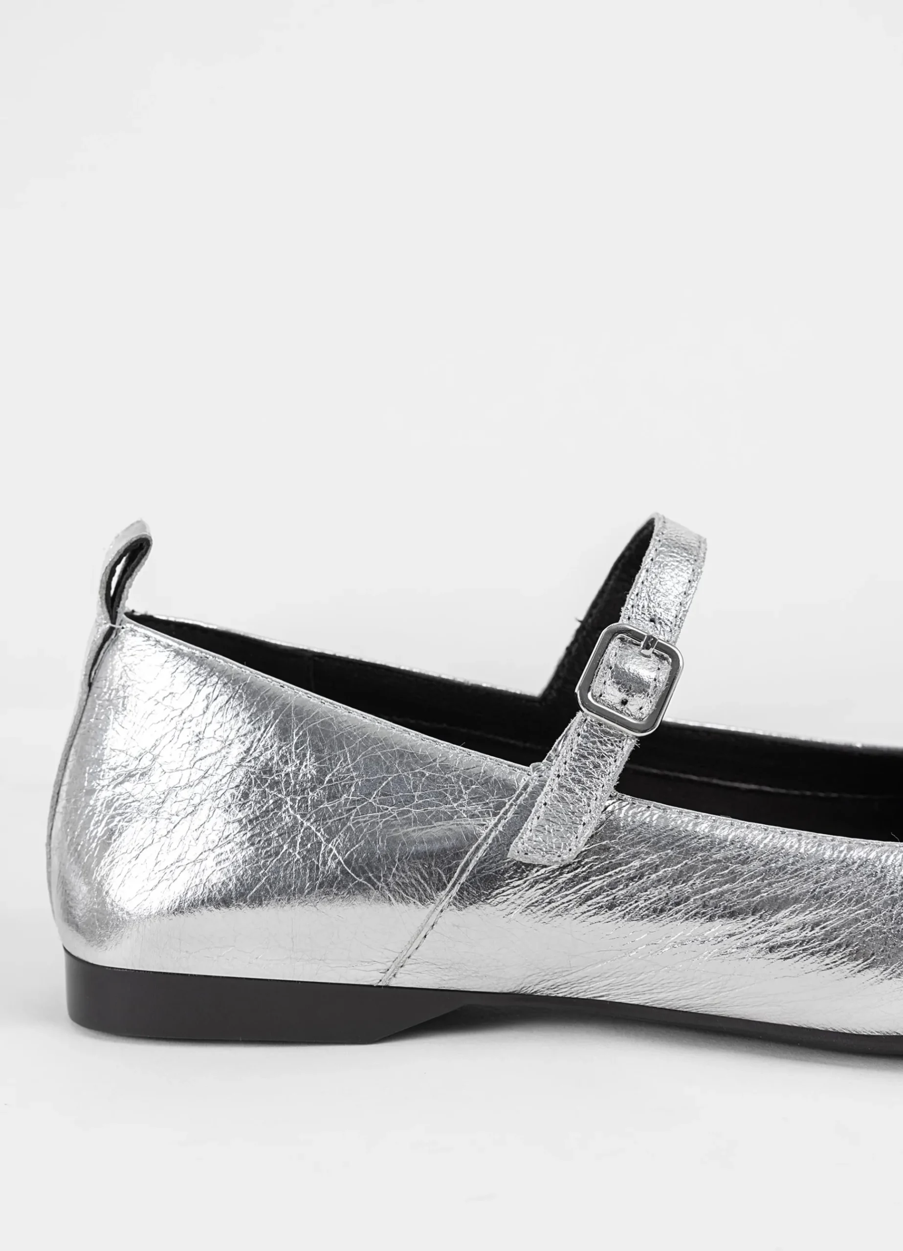 DELIA SHOES