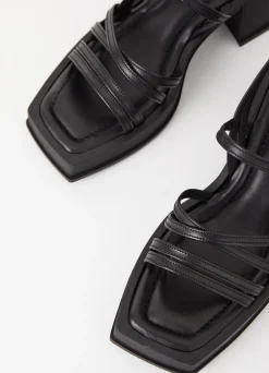 HENNIE SANDALS