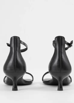 JONNA SANDALS