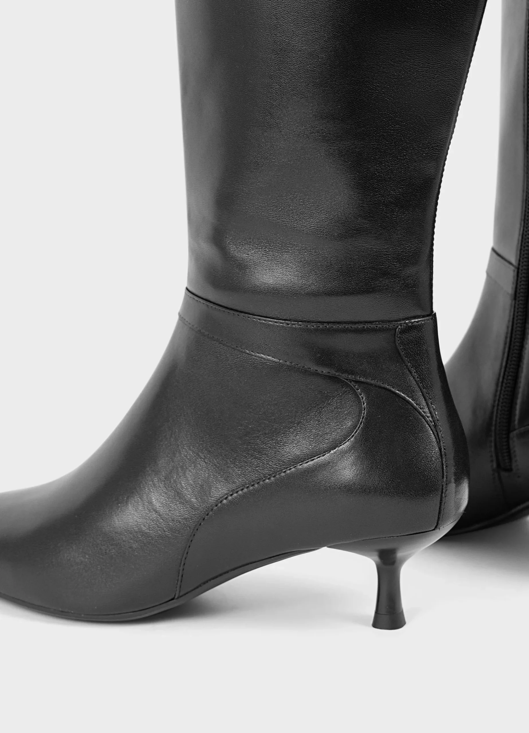 LYKKE TALL BOOTS