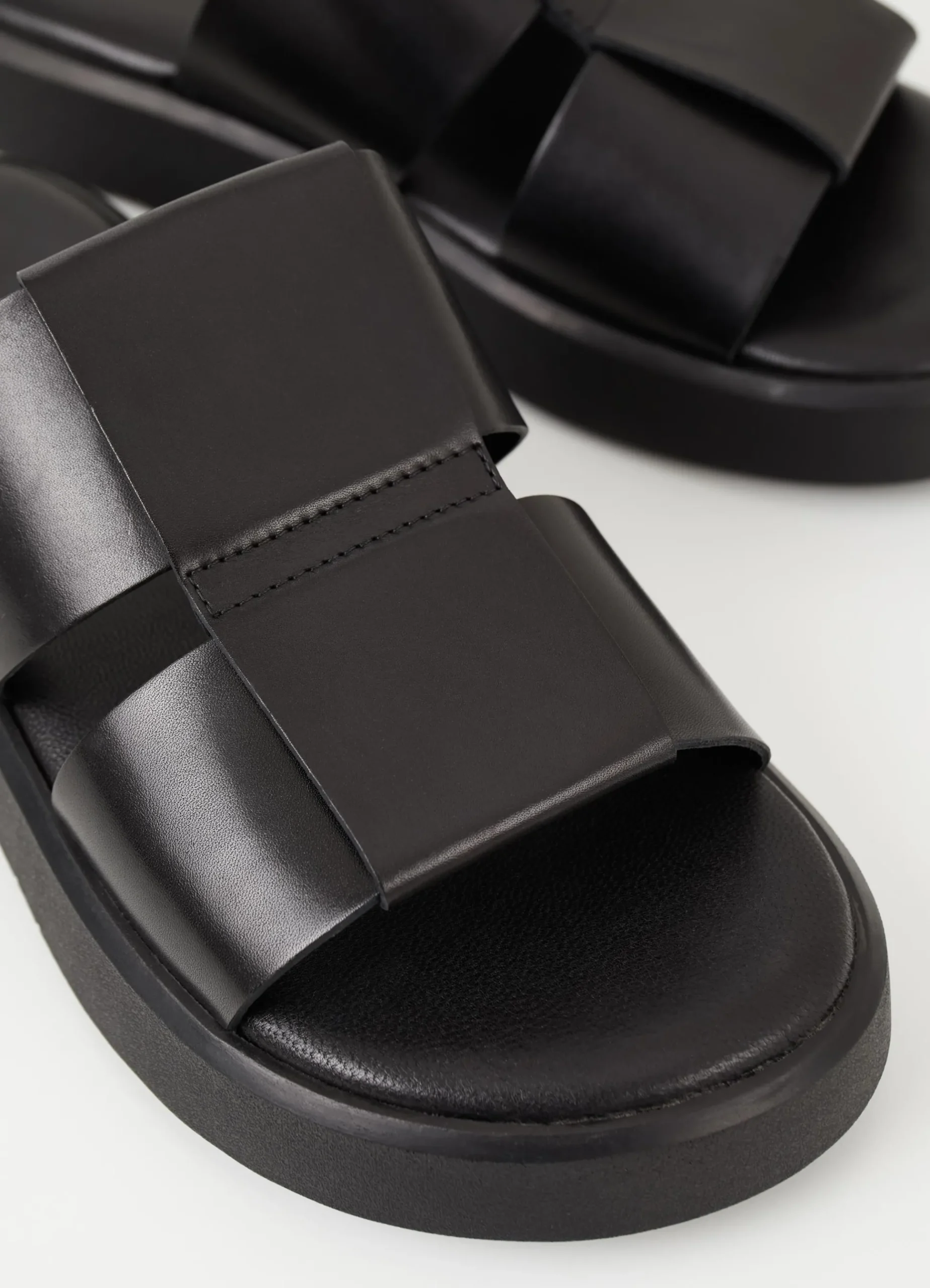 NATE SANDALS