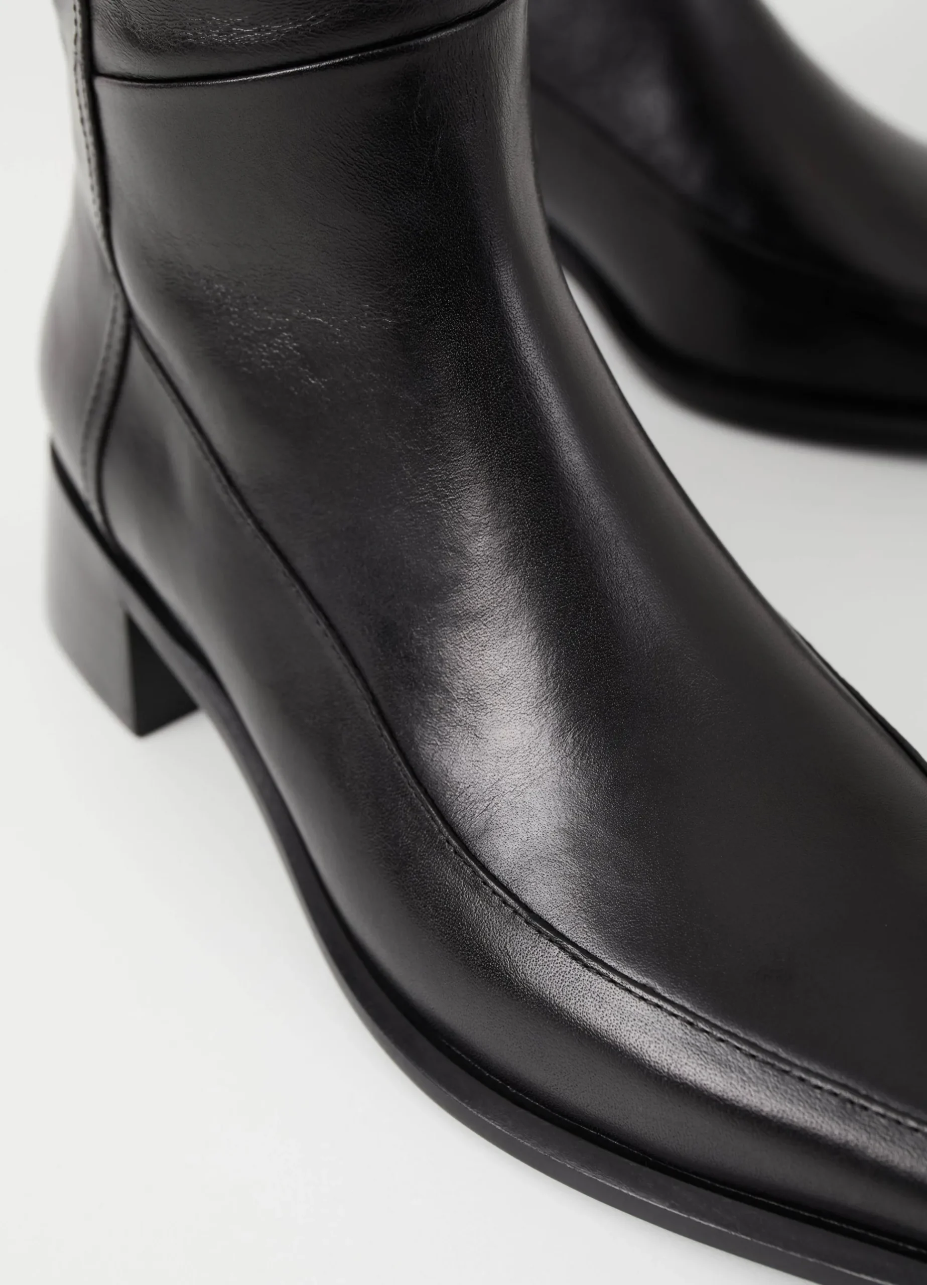 SAMIRA TALL BOOTS