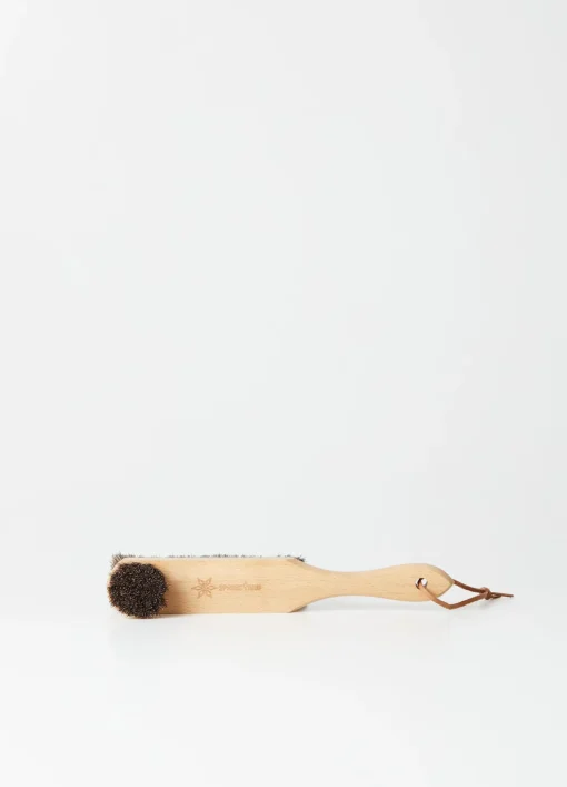 SHOE BRUSH