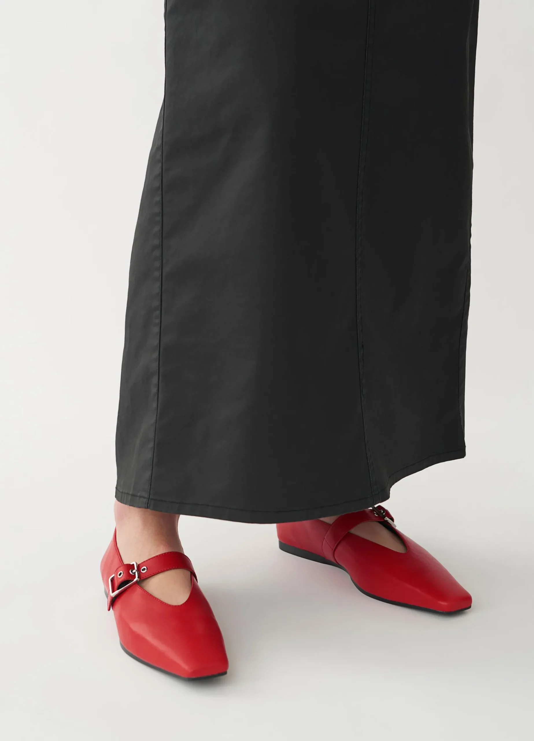 WIOLETTA SHOES